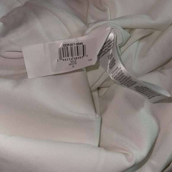 NWOT Dress the Population Mila 3d floral Long Sleeve Minidress White S - Picture 4 of 9